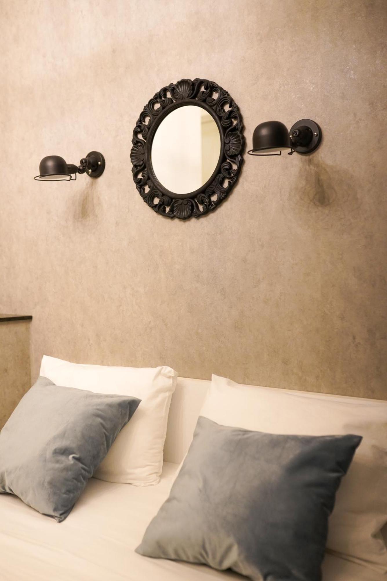 Hotel Ticiani 13 库塔伊西 外观 照片