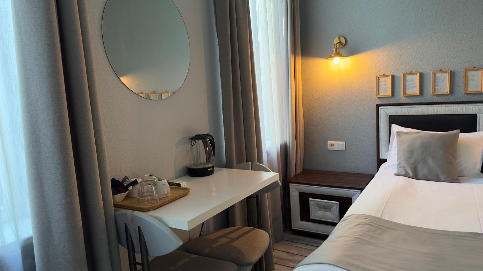 Hotel Ticiani 13 库塔伊西 外观 照片